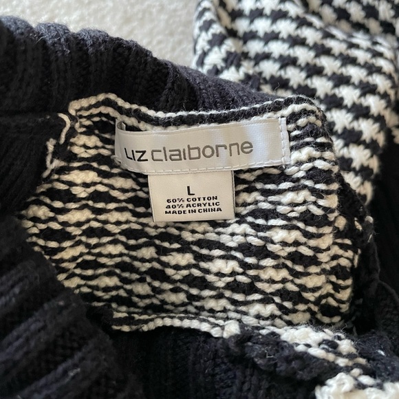 Liz Claiborne Black/White long sleeve cotton/acrylic sweater. Size Large. - Picture 4 of 12